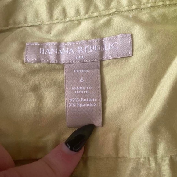 Banana Republic lime green structured button down collared blouse - Picture 4 of 4